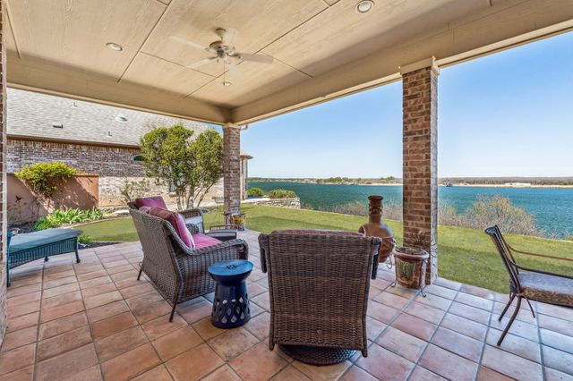 4204 Bluff View Drive, Granbury, TX 76048