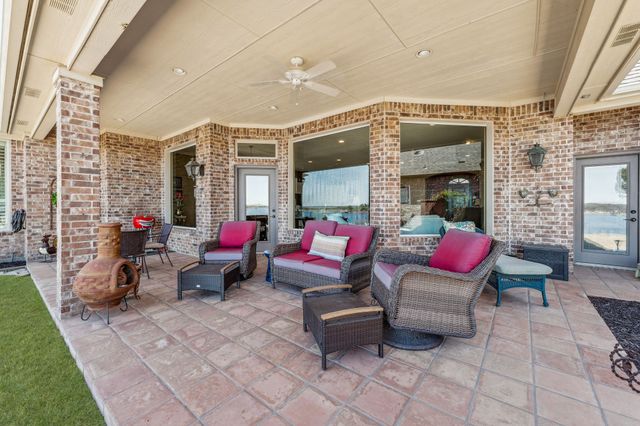 4204 Bluff View Drive, Granbury, TX 76048