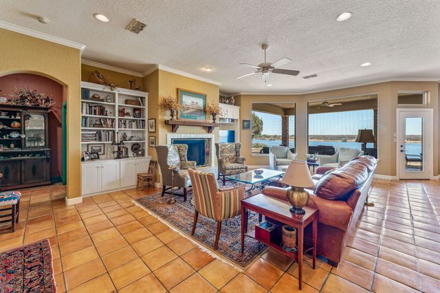 4204 Bluff View Drive, Granbury, TX 76048