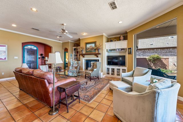 4204 Bluff View Drive, Granbury, TX 76048