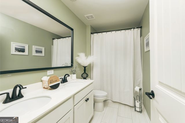 4856 Golden Finch Lane SW, Powder Springs, GA 30127