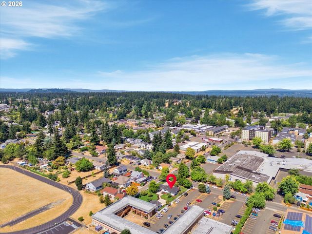 15938 Se ALDER St, Portland, OR 97233