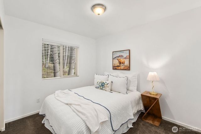 10686 NE Dawson Way, Kingston, WA 98346