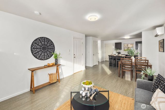 10686 NE Dawson Way, Kingston, WA 98346