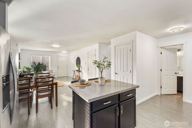 10686 NE Dawson Way, Kingston, WA 98346