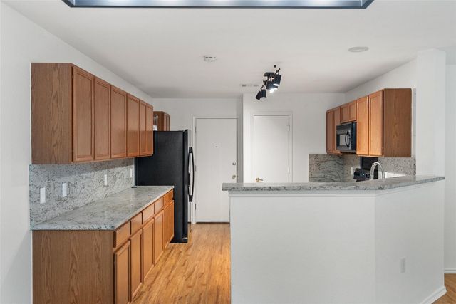 6629 Doyal DR, Austin, TX 78747