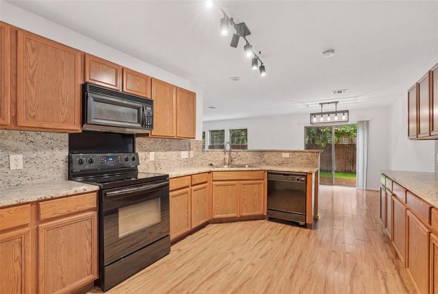 6629 Doyal DR, Austin, TX 78747