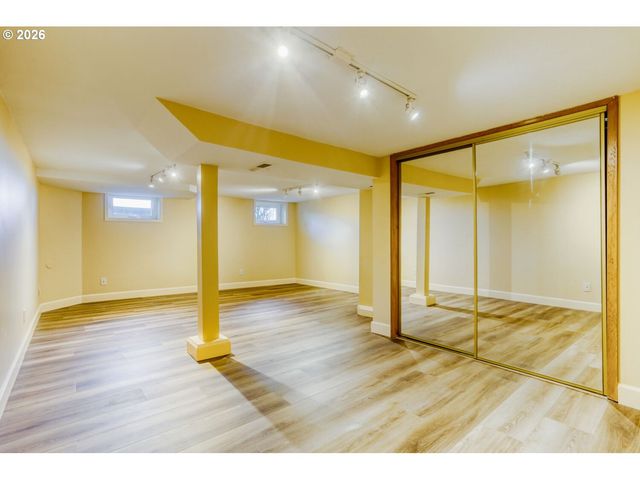 12525 Se RIDGECREST Rd, Happy Valley, OR 97086