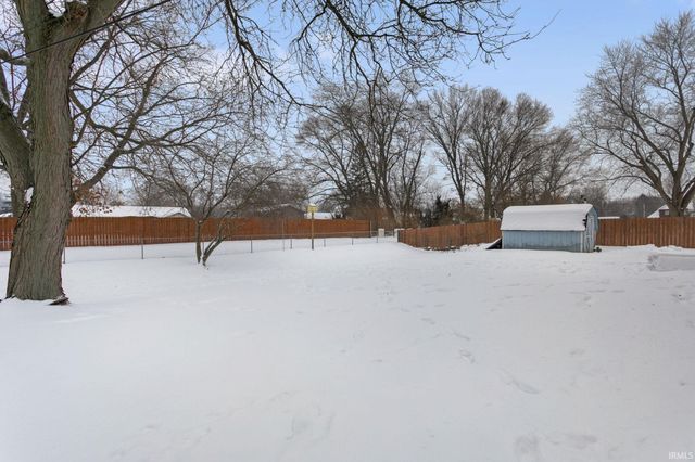 56036 Erhart Drive, Mishawaka, IN 46545