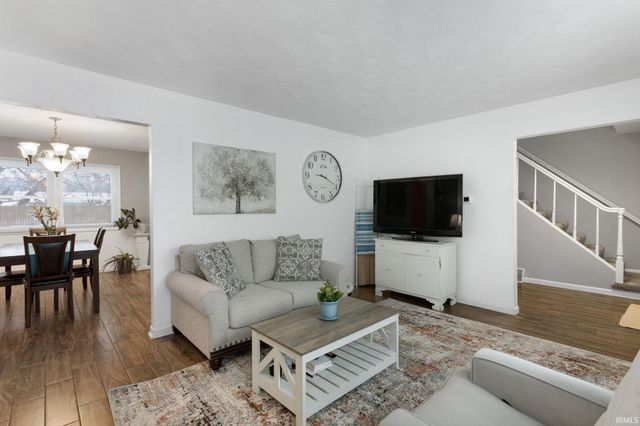 56036 Erhart Drive, Mishawaka, IN 46545