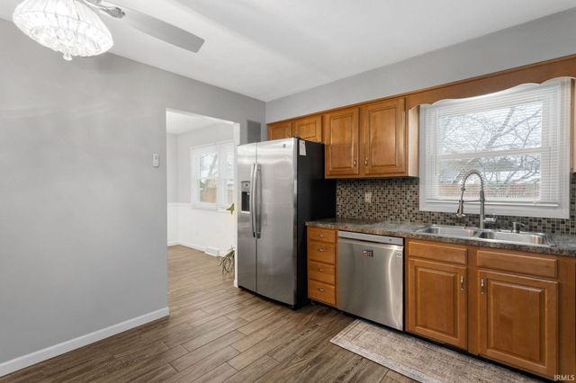 56036 Erhart Drive, Mishawaka, IN 46545