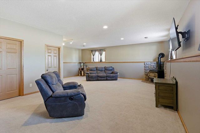 1804 290th Avenue, Mora, MN 55051