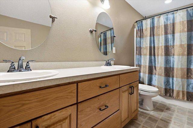 1804 290th Avenue, Mora, MN 55051