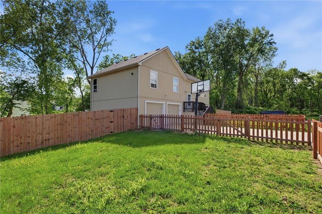 8953 Ann Avenue, Kansas City, KS 66112