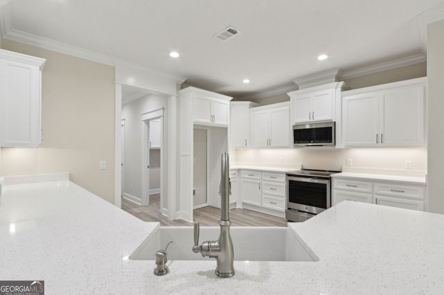 111 Branch Creek Road, Woodbine, GA 31569