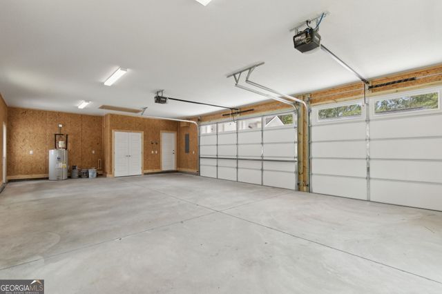 111 Branch Creek Road, Woodbine, GA 31569