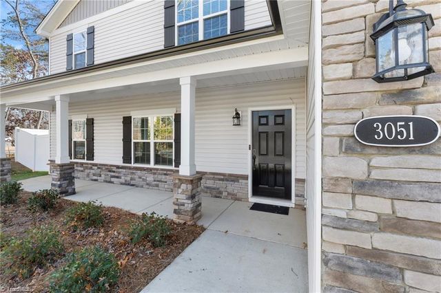 3051 Loch Drive, Winston-salem, NC 27106