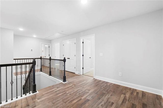 3051 Loch Drive, Winston-salem, NC 27106