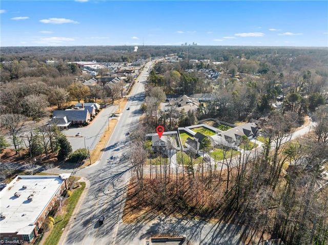 3051 Loch Drive, Winston-salem, NC 27106