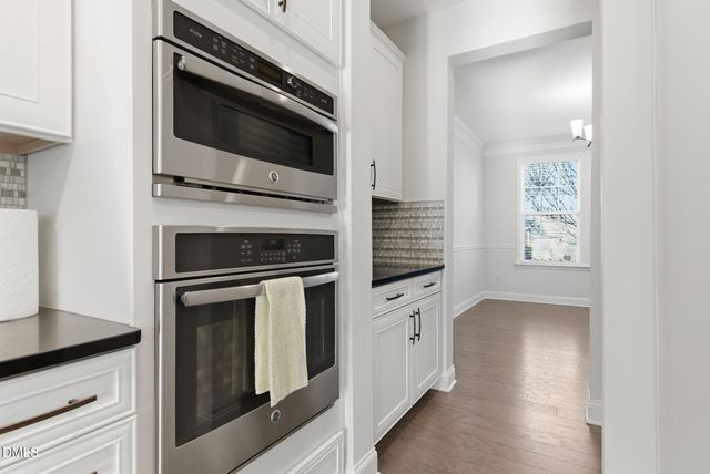 721 Vine Pond Court, Apex, NC 27523