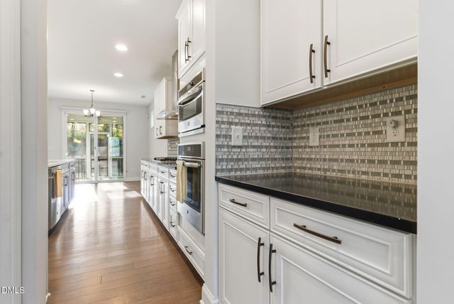 721 Vine Pond Court, Apex, NC 27523