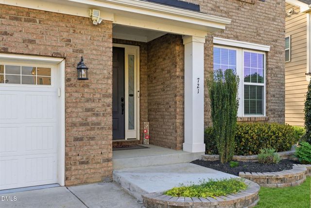 721 Vine Pond Court, Apex, NC 27523