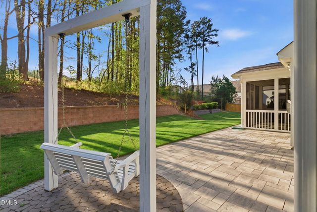 721 Vine Pond Court, Apex, NC 27523