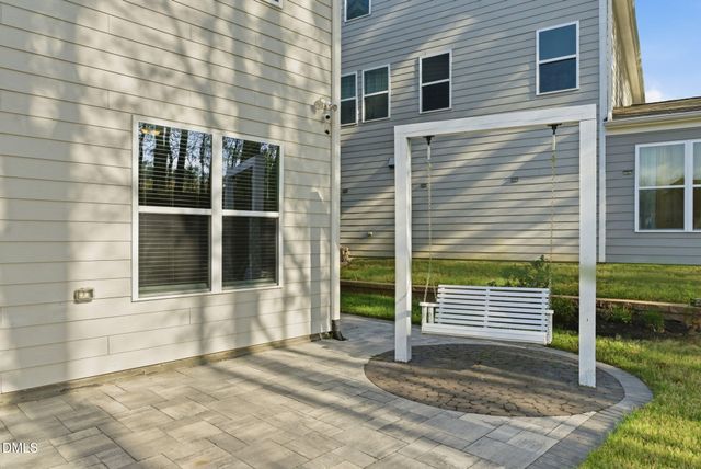 721 Vine Pond Court, Apex, NC 27523