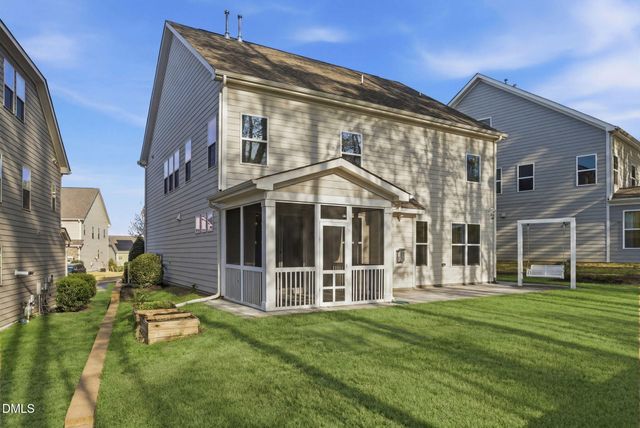 721 Vine Pond Court, Apex, NC 27523