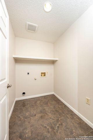 13610 POSSUM CV, San Antonio, TX 78232