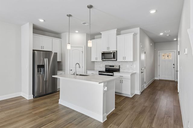 361 Coleman Ct, Columbia, TN 38401
