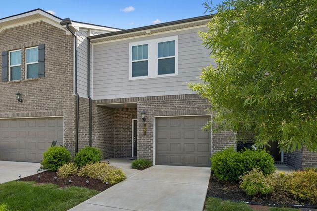 361 Coleman Ct, Columbia, TN 38401