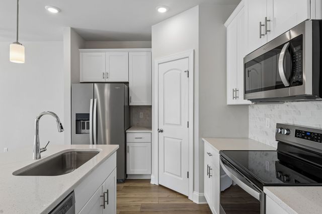 361 Coleman Ct, Columbia, TN 38401