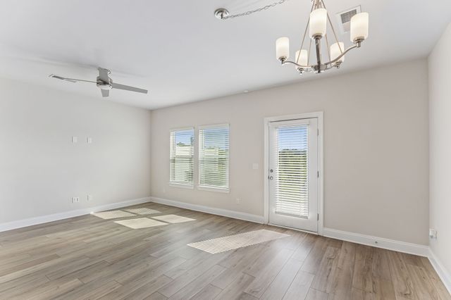 361 Coleman Ct, Columbia, TN 38401