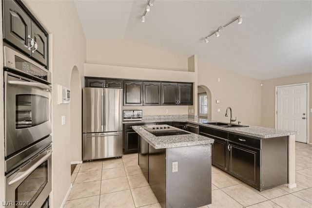 2224 Bear Valley Street, Las Vegas, NV 89128