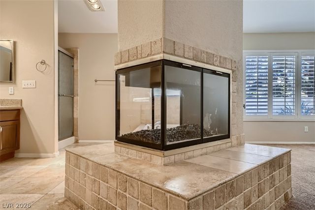 2224 Bear Valley Street, Las Vegas, NV 89128