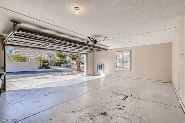2224 Bear Valley Street, Las Vegas, NV 89128