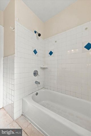 136 N FAIRVIEW AVE, Upper Darby, PA 19082