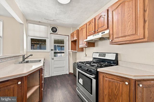 136 N FAIRVIEW AVE, Upper Darby, PA 19082