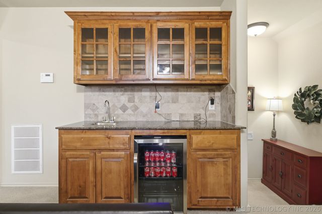 1005 S Yellowood Place W, Broken Arrow, OK 74012