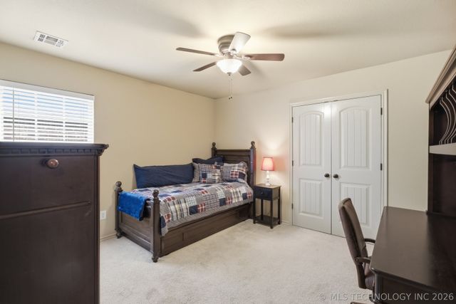 1005 S Yellowood Place W, Broken Arrow, OK 74012