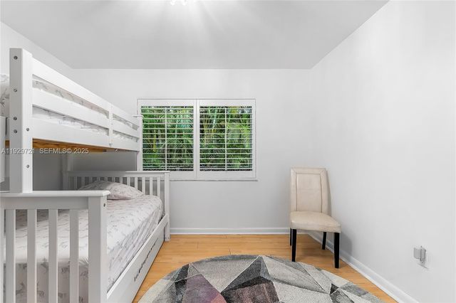 2085 Ixora Rd 0, North Miami, FL 33181