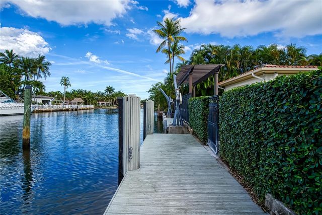 2085 Ixora Rd 0, North Miami, FL 33181