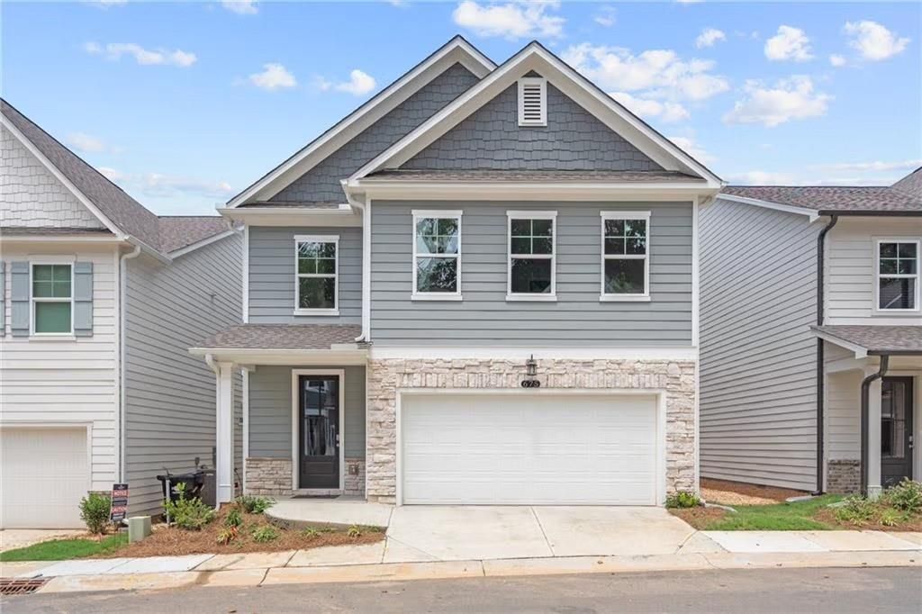 675 Smokey Quartz Way, Kennesaw, GA 30144