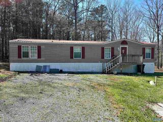 3410 Deir Avenue NE, Fort Payne, AL 35967