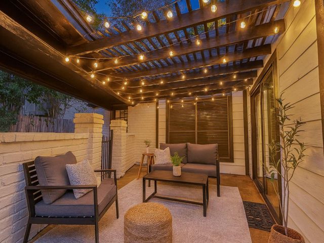 15619 Ripplewind Lane, Houston, TX 77068