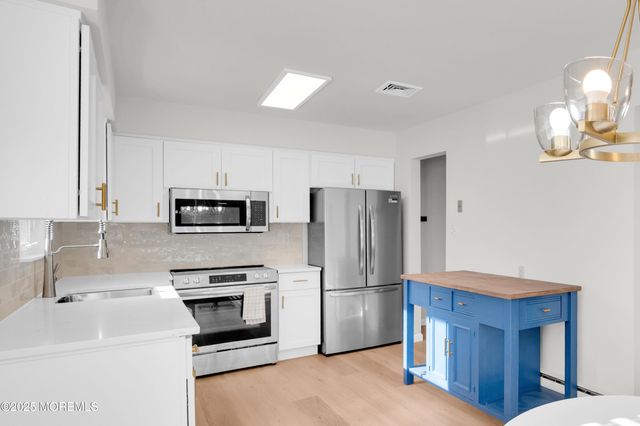 8 Holmes Court, Brick, NJ 08724