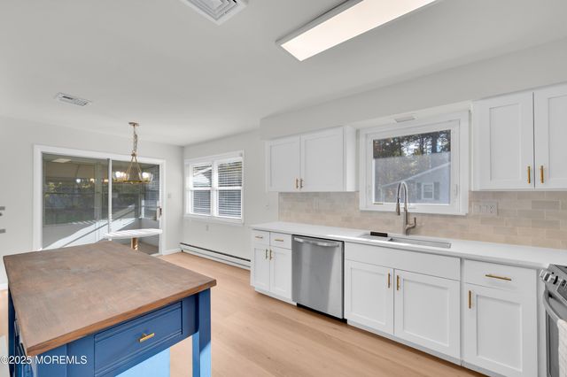 8 Holmes Court, Brick, NJ 08724