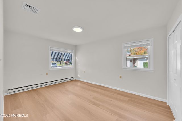 8 Holmes Court, Brick, NJ 08724