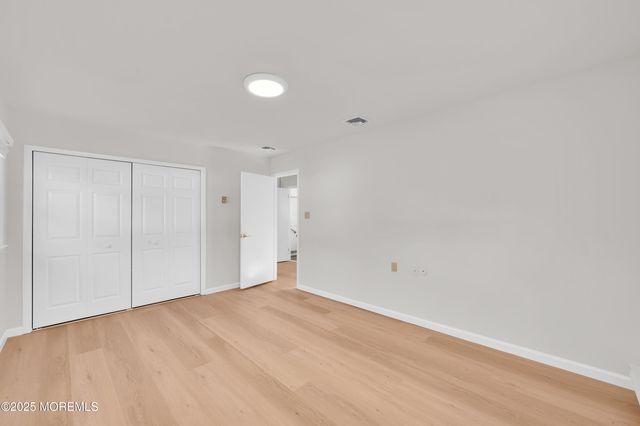 8 Holmes Court, Brick, NJ 08724